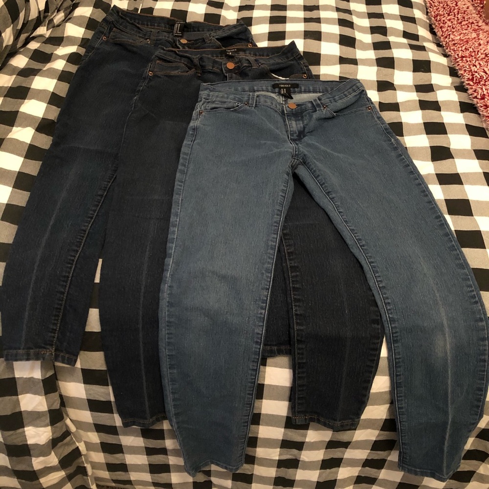 Forever 21 Jeans bundle- only two pairs left!